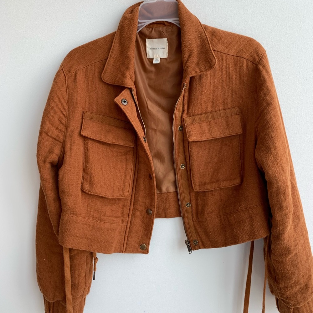 Urban Outfitters Light Jakcet View 3